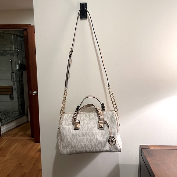 Michael Kors Medium Logo Chain Grayson Beige Satchel Bag - Picture 4 of 9